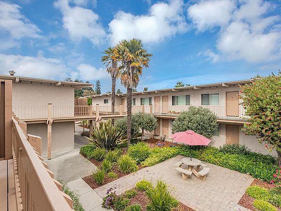 4th image of 501 Plum St #0B-1Ba-376Sqft