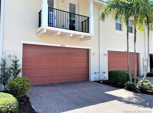 4522 Monarch Way, Coconut Creek, FL 33073