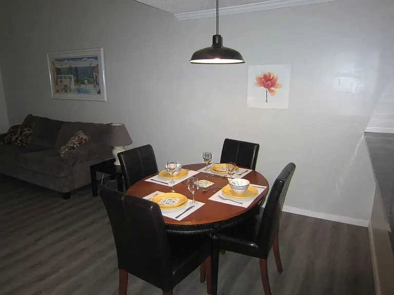 1405 Harbourside Dr — Photo 4