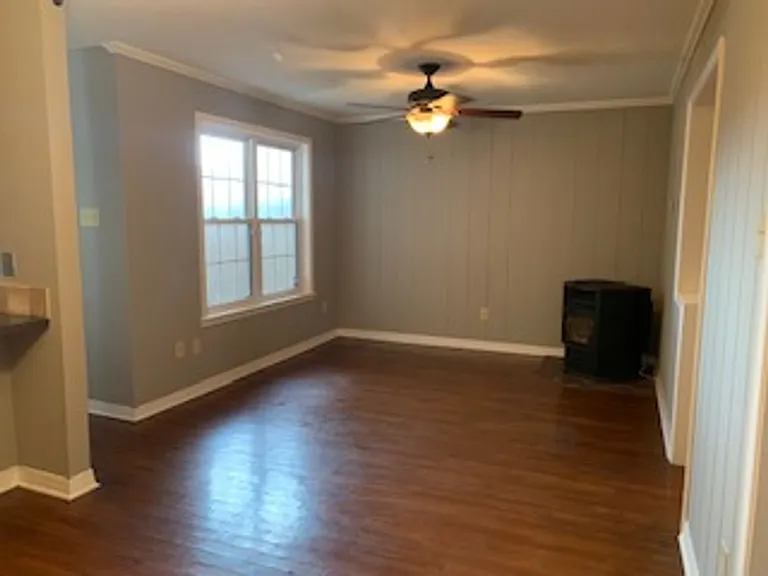 10301 Loma Vista Dr — Photo 9