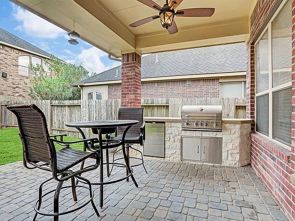 2nd image of 9434 Amethyst Arbor Ln