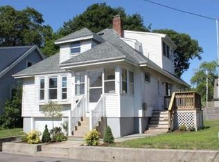 16 Bayard St, Dedham, MA 02026