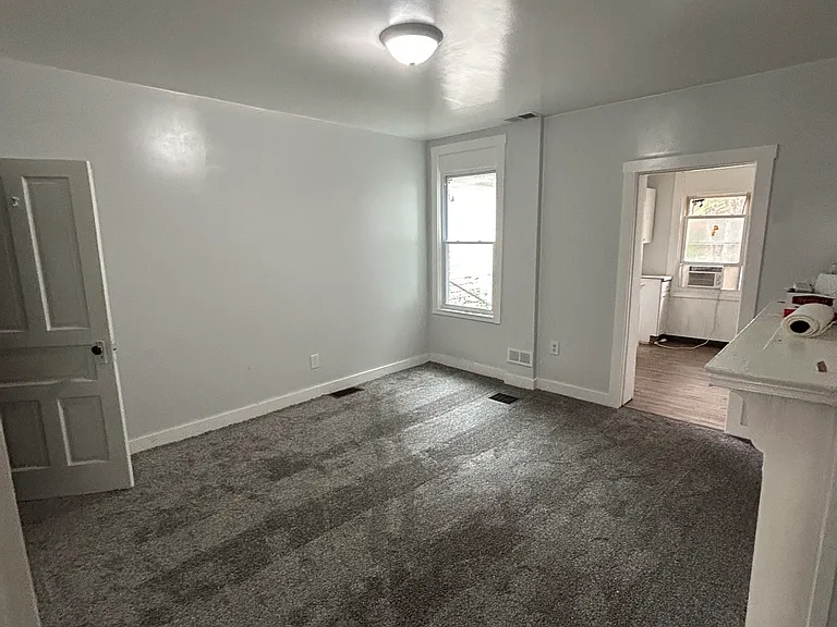 5005 Blair St — Photo 3