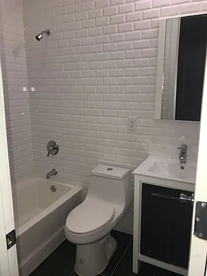 Rented by Greenland Group Realty | media 8