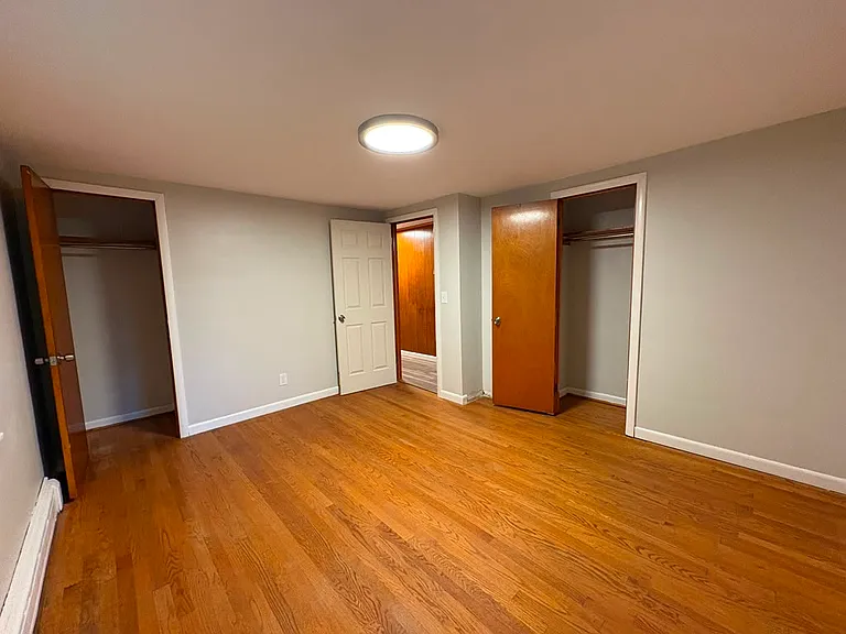 381 Colonial St — Photo 12