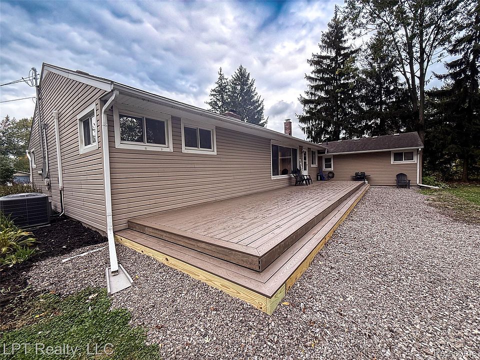 21600 Holly St, photo 5