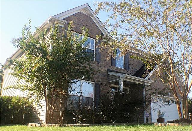 1st image of 3007 Sterling Ct #15