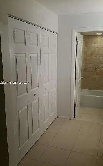 3670 Inverrary Dr #1U — Photo 10