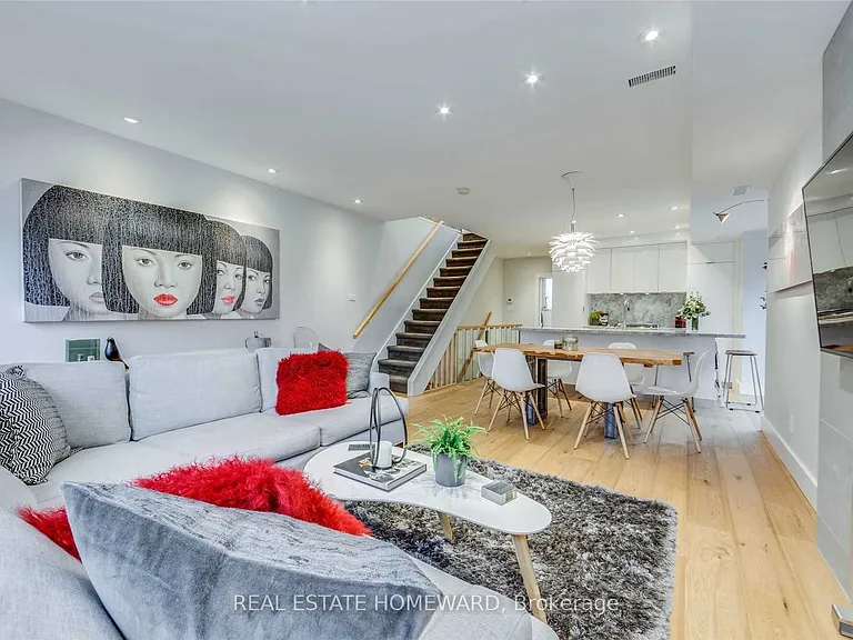 185 Strathmore Blvd #UPPER — Photo 8