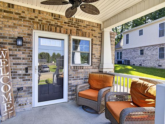 2nd image of 2216 Hiwassee Dr