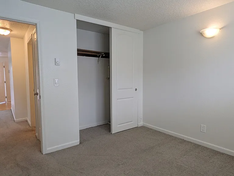 4102-4128 SE Cesar E Chavez Blvd — Photo 42