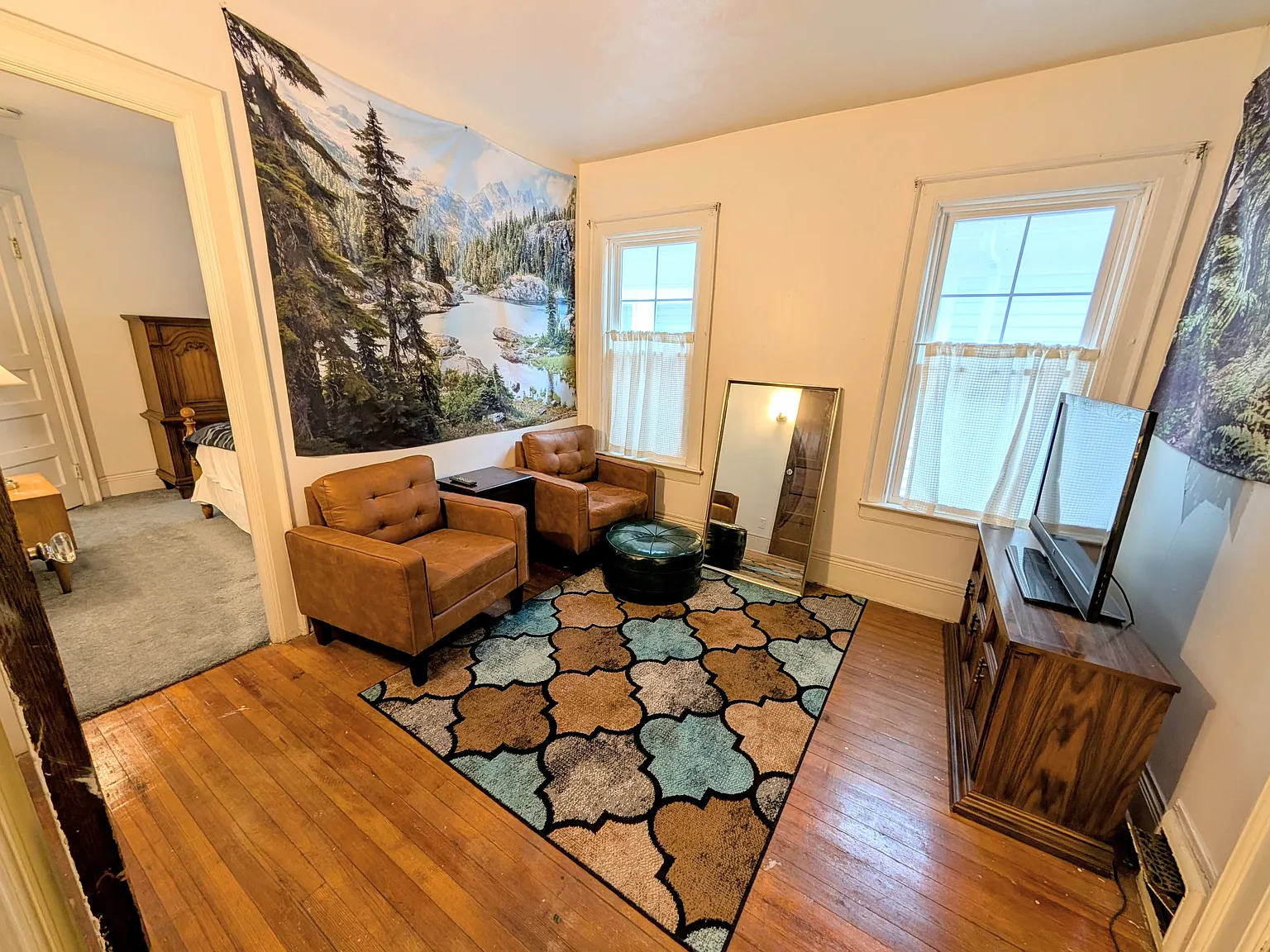 1 bed, 1250 sqft, $950 — Photo 1