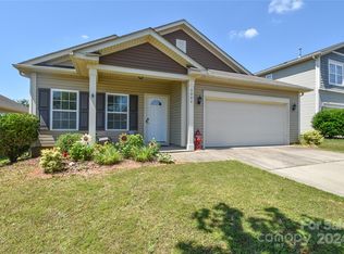 5004 Haven Lodge Rd, Matthews, NC 28104