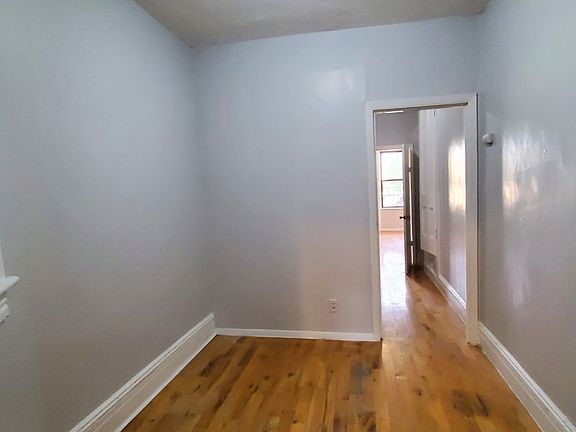 5th image of 145 Chestnut Ave #39E