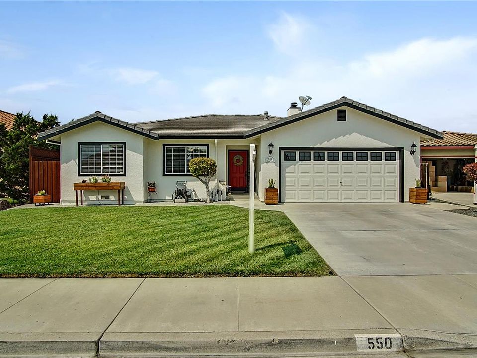 1st image of 550 Verona Pl