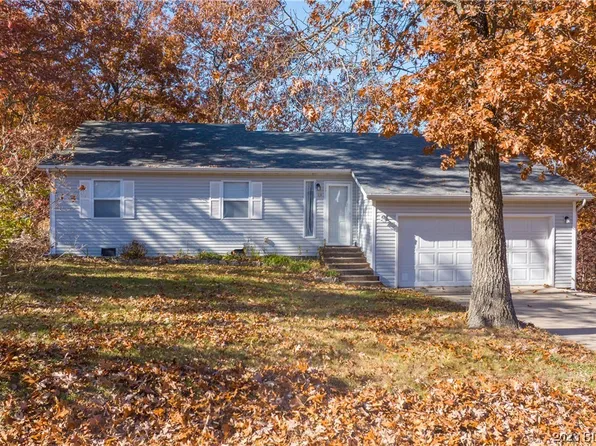 25 Winding Woods Rd, Lake Ozark, MO 65049