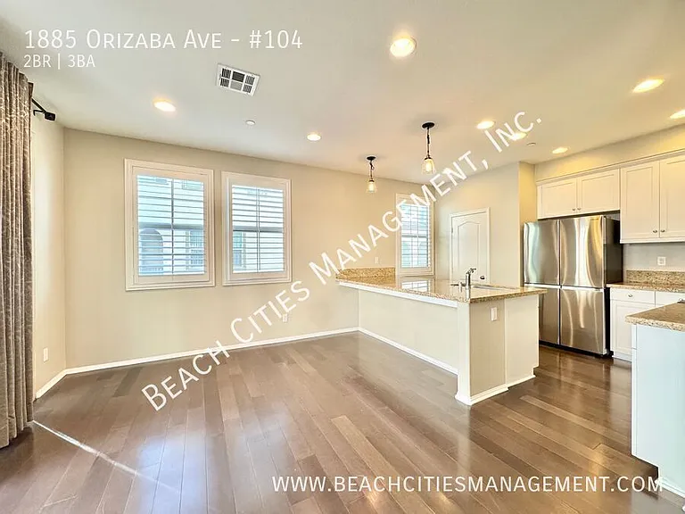 1885 Orizaba Ave #104 — Photo 8