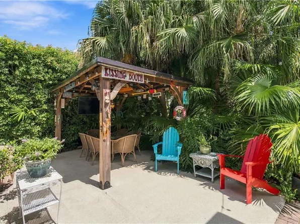 542 Charlemagne BLVD, NAPLES, FL 34112