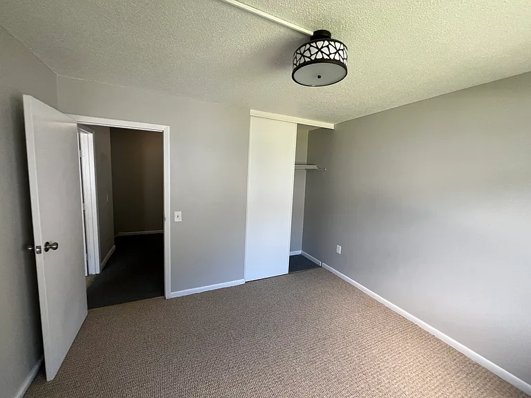 92 Wakelee Rd #D — Photo 17