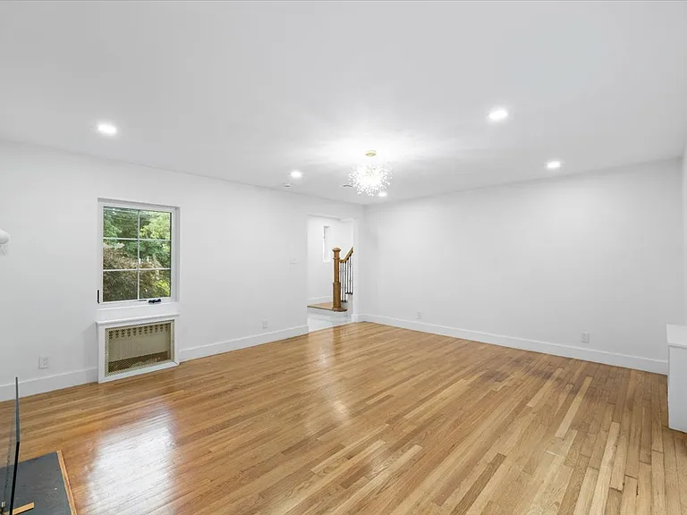 115 Old Mill Rd — Photo 27