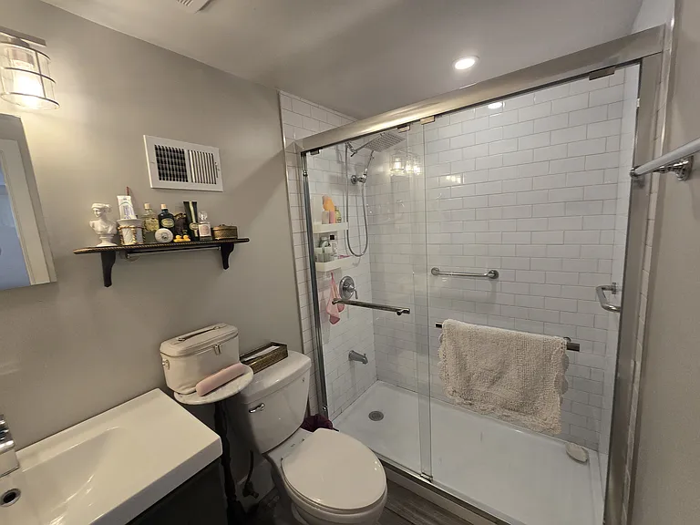 882 Penn Ave NE #3 — Photo 20
