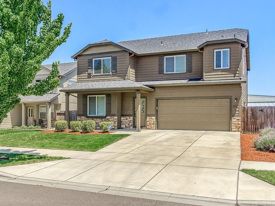 1st image of 2260 Kingswood Dr