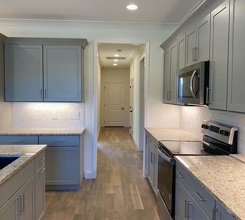 5th image of 105 Amohi Way