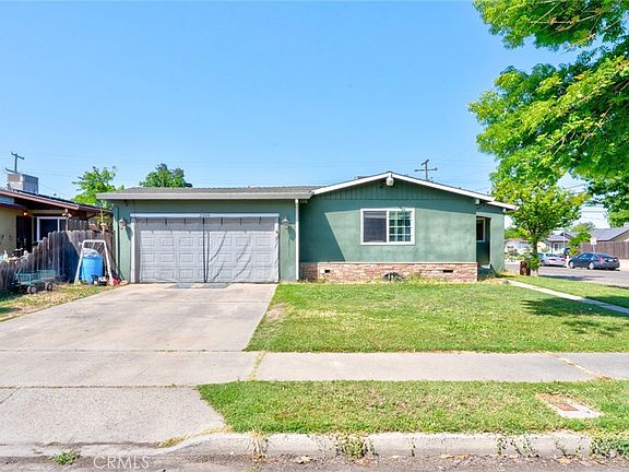 4th image of 2399 3rd St