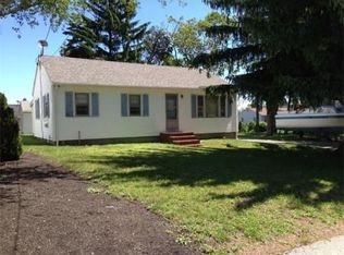 9 Page Ave, Kingston, MA 02364