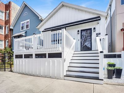 2705 N Marshfield Ave, Chicago, IL, 60614