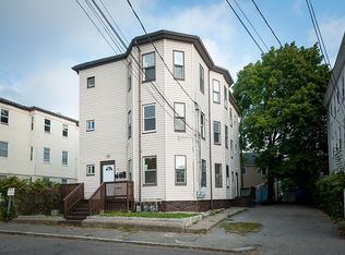 39 Farrington St, Brockton, MA 02301