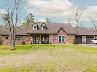 420 Coachlight Rd, Hot Springs, AR 71913