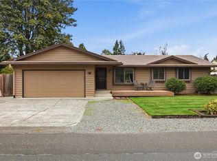 22014 SE 268th St, Maple Valley, WA 98038