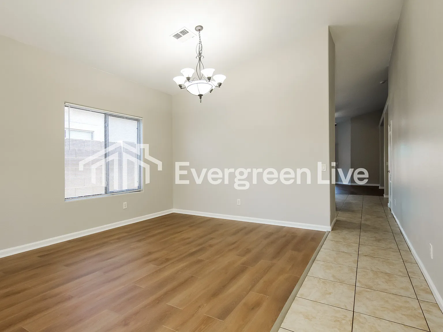 4 bed, 2.0 bath, 1872 sqft, $1,845 — Photo 2