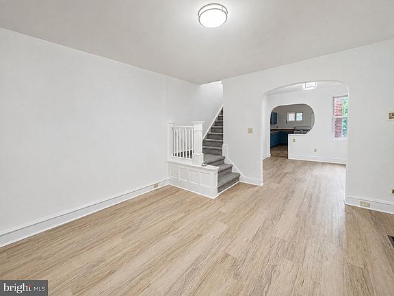 3rd image of 6218 Belfield Ave