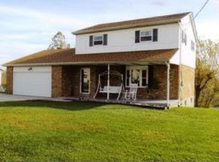 679 Bielby Rd, Lawrenceburg, IN 47025