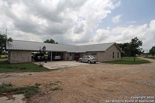 2nd image of 2890 County Road 4516