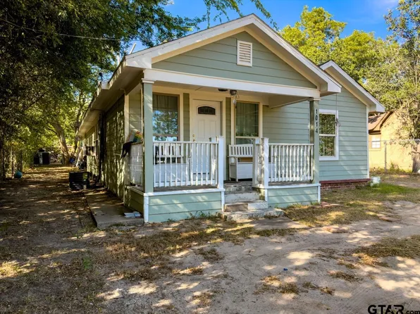 1014 W 6th St, Mount Pleasant, TX 75455