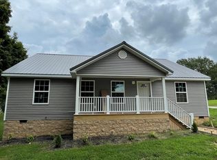 1103 Broadway St, Cave City, KY 42127