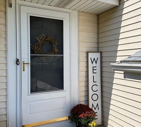 3rd image of 14330 S Heatherwood Dr