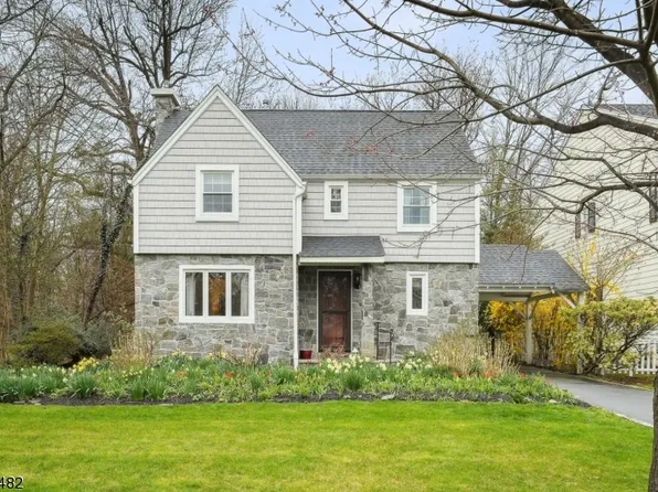 128 Squire Hill Rd, Montclair Twp., NJ 07043
