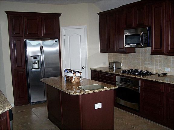 5th image of 3307 Creek Gate Dr