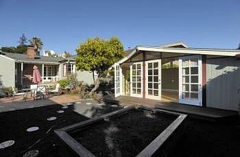 3rd image of 6109 Outlook Ave