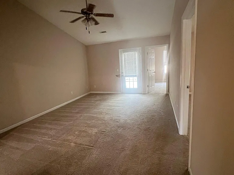 7955 Vermont Rd — Photo 10