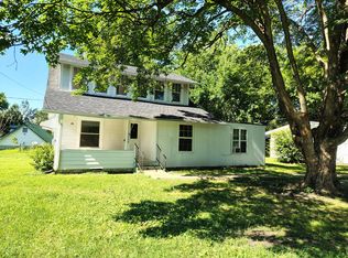 208 E Maud Ave, Crane, MO 65633