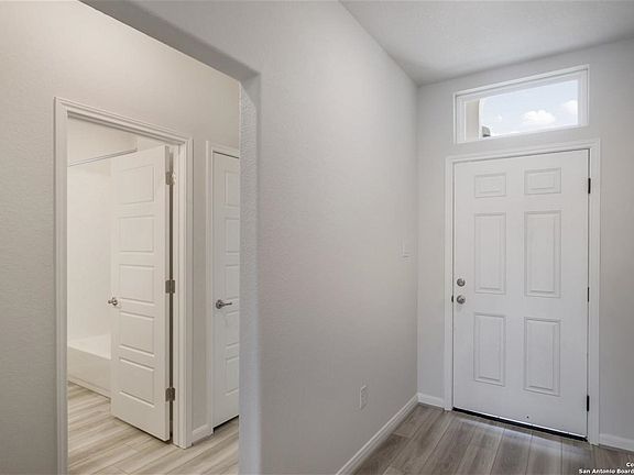 2nd image of 8316 Sunrise Glen
