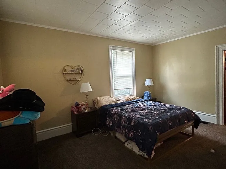35 Lawrence St — Photo 24