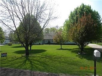 2nd image of 16843 Morningside Dr