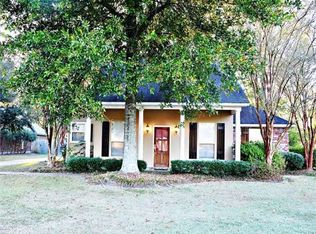 8069 Darlene Ave, Denham Springs, LA 70706