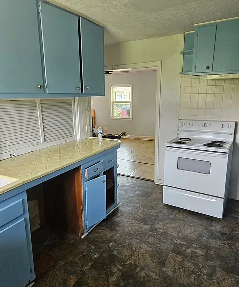 3850 Bayou Rd — Photo 2